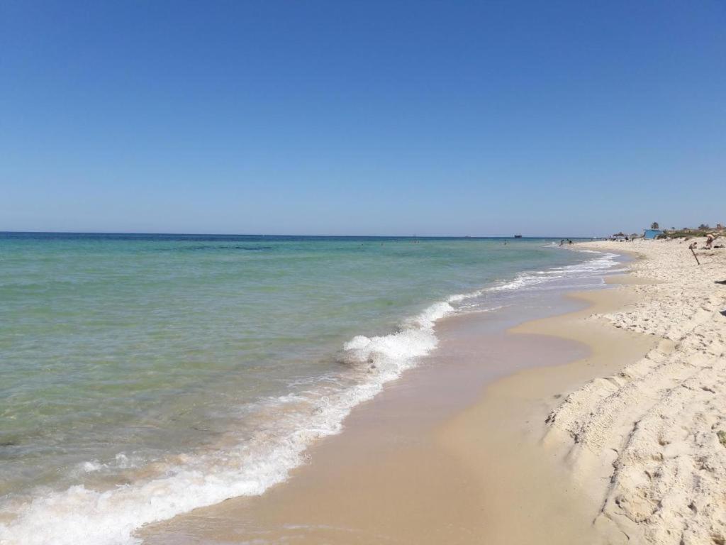 Rdc S2 Pieds Dans L'Eau Parking Privee Hammam Sousse Exterior foto