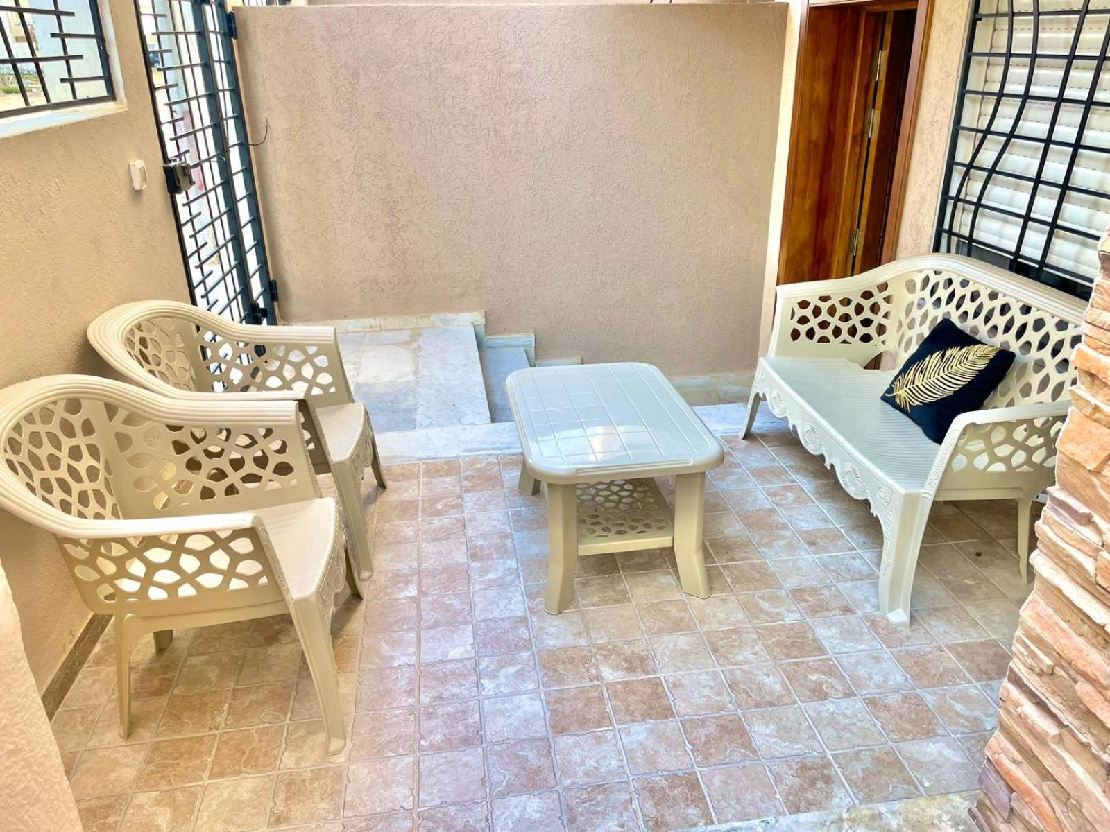 Rdc S2 Pieds Dans L'Eau Parking Privee Hammam Sousse Exterior foto